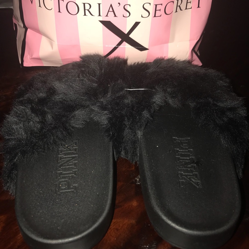 Victoria Secret Pink in/outdoors sandals
